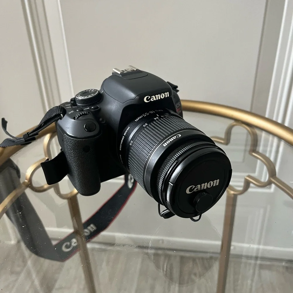 Canon Black Digital Camera with Professional Stabilization